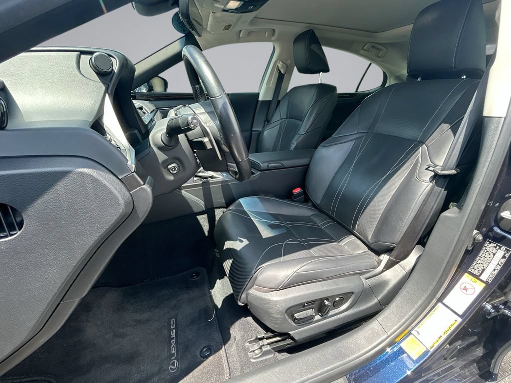 Used 2019 Lexus ES 350 w/ Accessory Package 2 FWD image 24