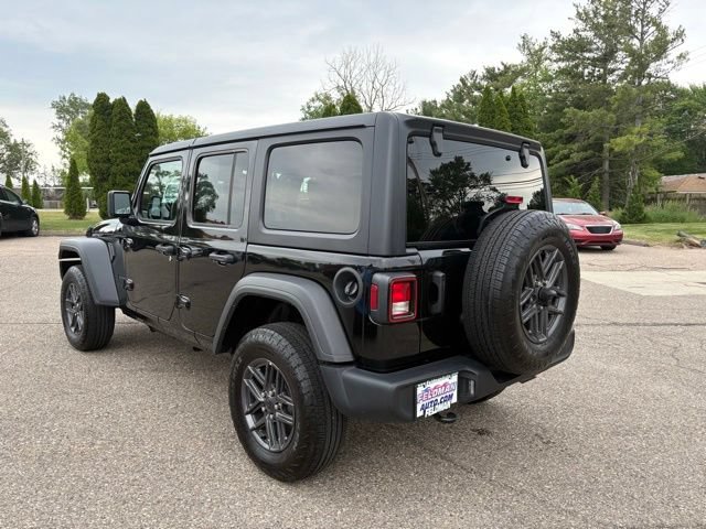Used 2025 Jeep Wrangler Unlimited Sport AWD/4WD image 3