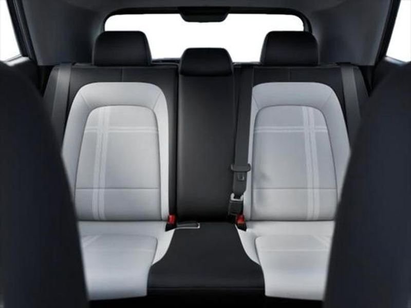 New 2025 Hyundai Venue SEL image 12