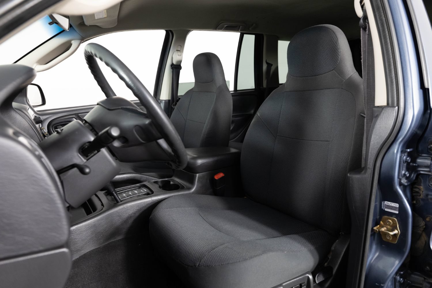 Used 2004 Jeep Grand Cherokee Laredo w/ Convenience Group AWD/4WD image 15