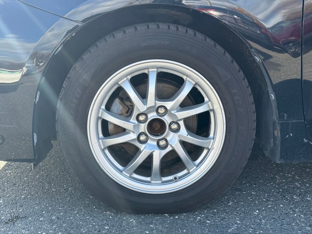 Used 2017 Toyota Prius V Three image 10