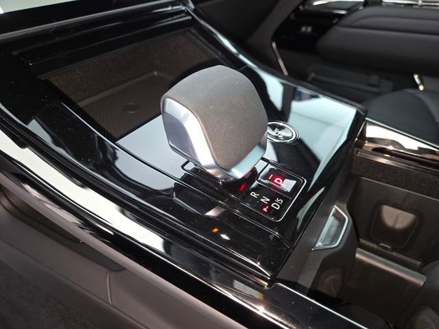 New 2026 Land Rover Range Rover Sport SE AWD/4WD image 23