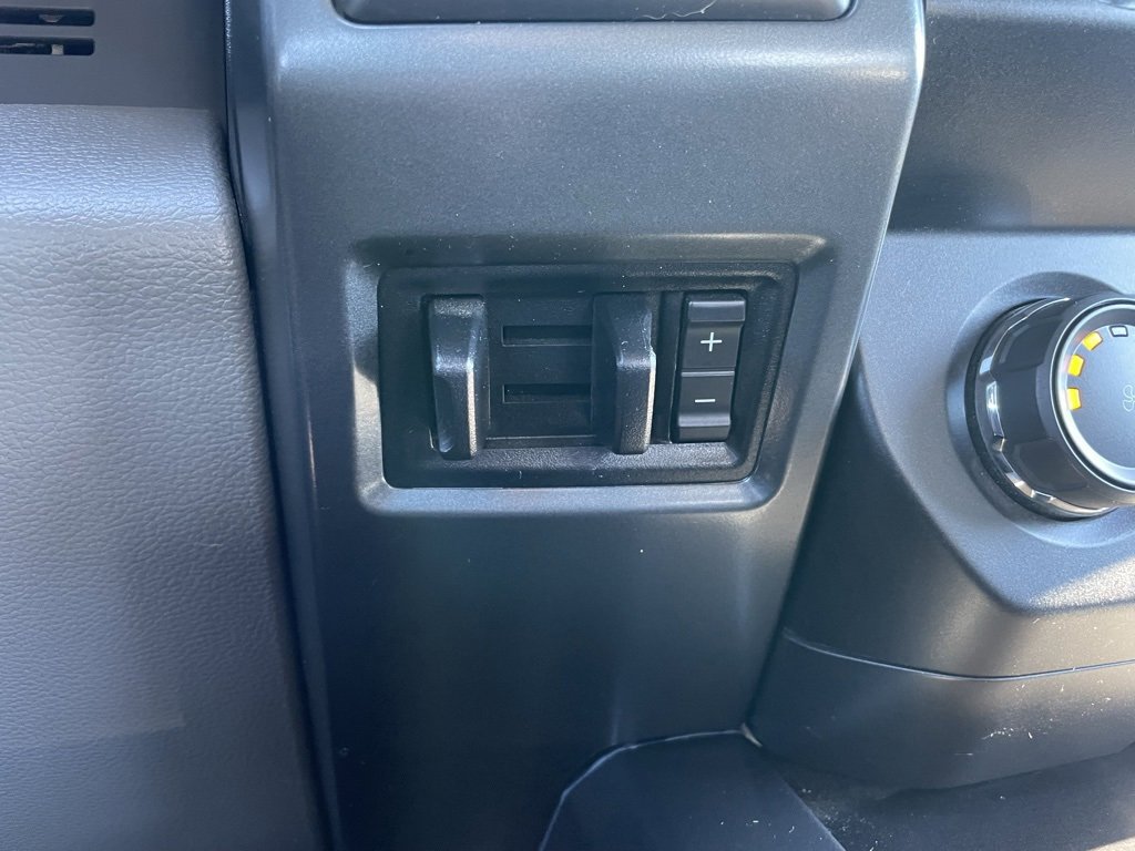 Used 2022 Ford F350 XLT w/ XLT Premium Package image 47