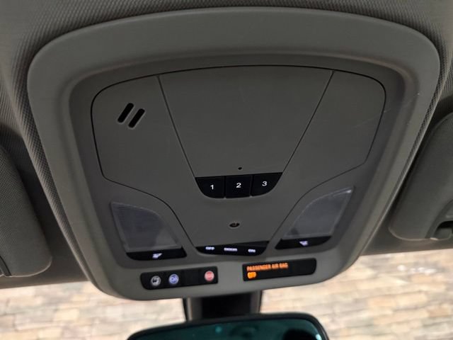 Used 2015 Chevrolet Impala LT w/ Convenience Package FWD image 21