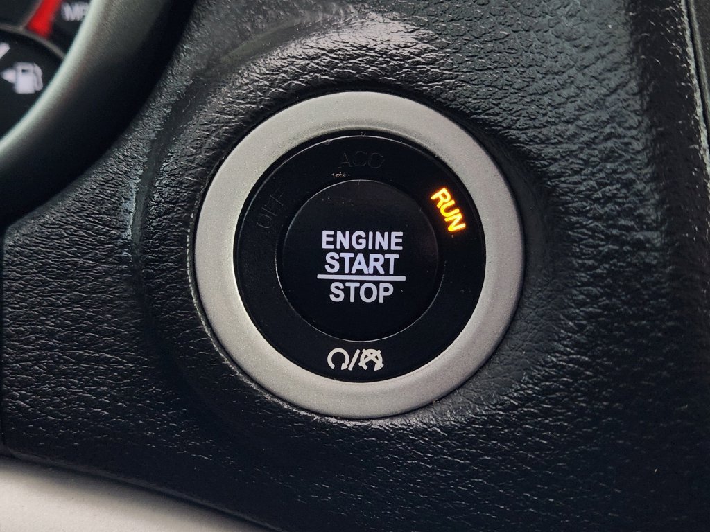Used 2020 Dodge Journey SE w/ SE Popular Equipment Group FWD image 22