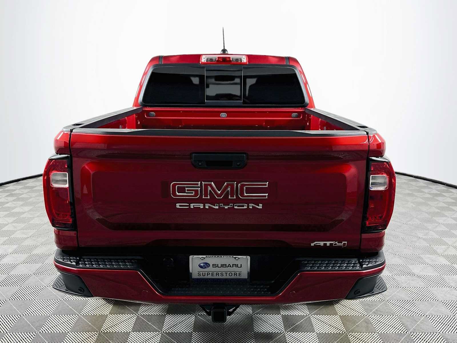 Used 2025 GMC Canyon AT4 w/ AT4 Premium Package AWD/4WD image 6