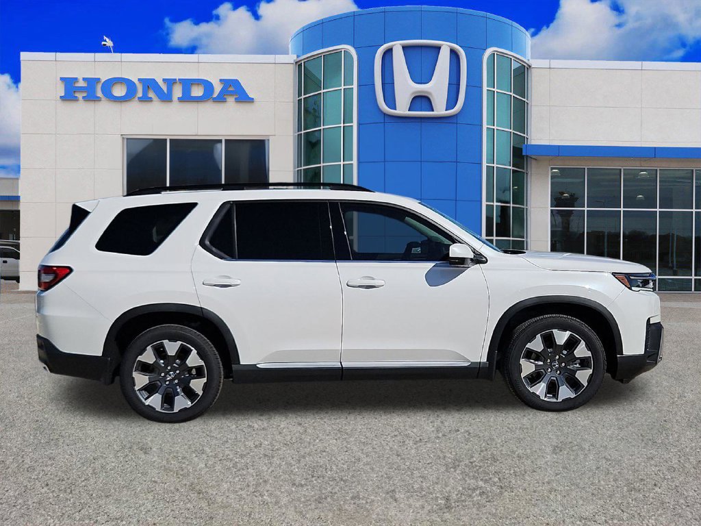 New 2026 Honda Pilot Elite image 2
