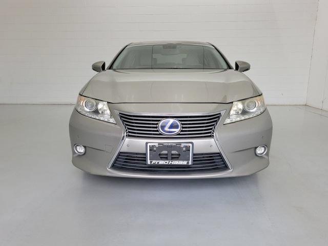 Used 2015 Lexus ES 300h w/ Navigation System Package FWD image 3