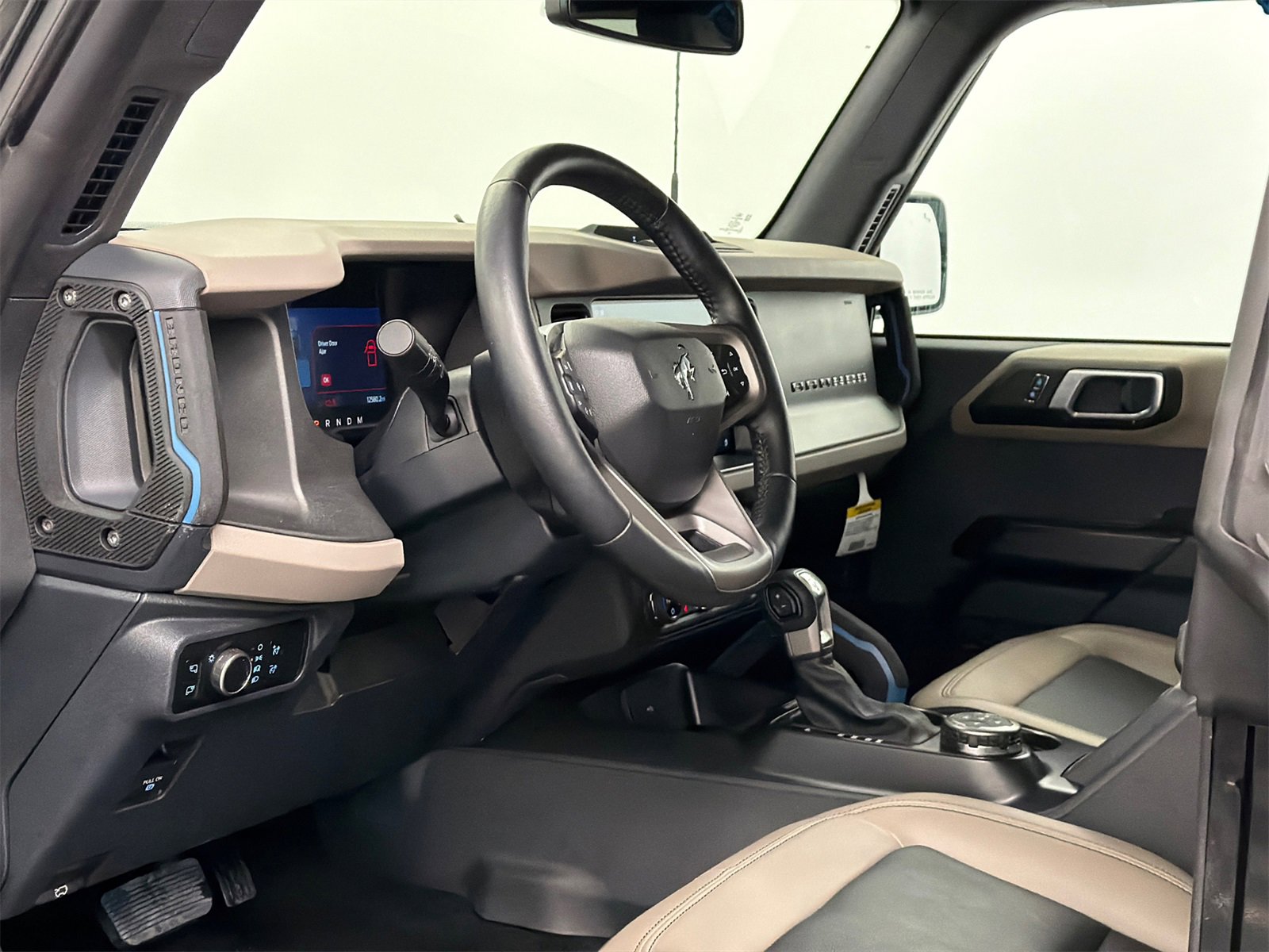 Used 2024 Ford Bronco Wildtrak image 15