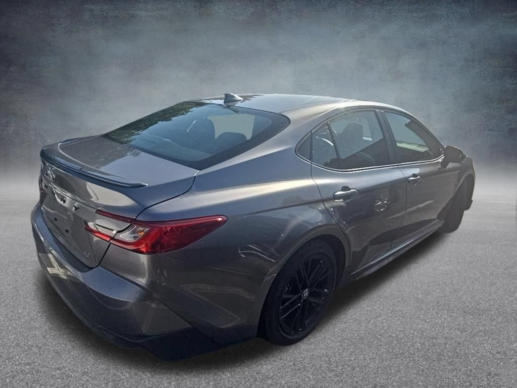 Used 2025 Toyota Camry SE FWD image 7