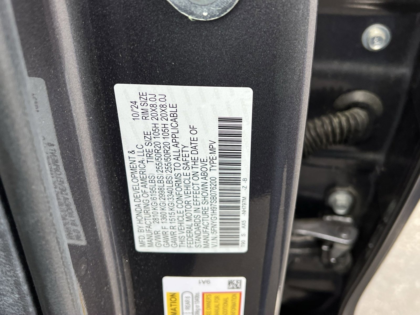Used 2025 Honda Pilot Black Edition image 32