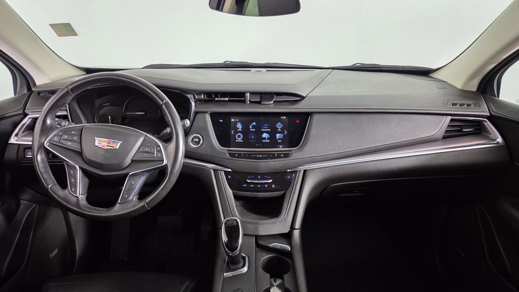 Used 2018 Cadillac XT5 Luxury w/ Driver Awareness Package image 38