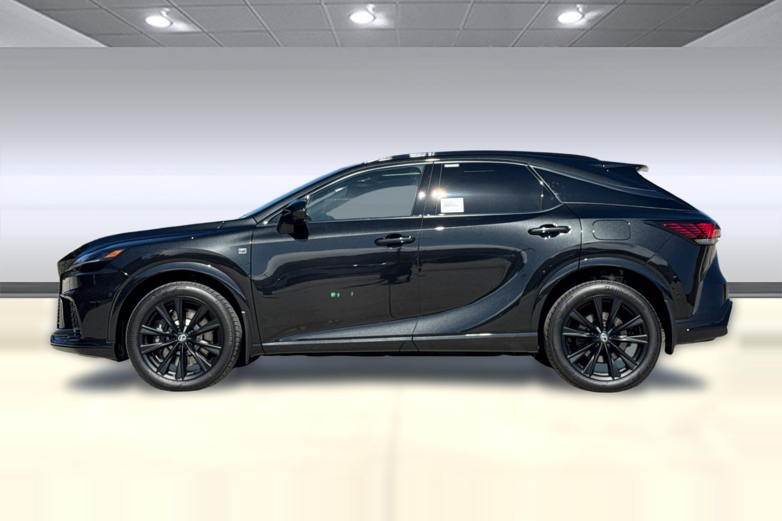 New 2026 Lexus RX 500h F Sport w/ Convenience Package AWD/4WD image 2
