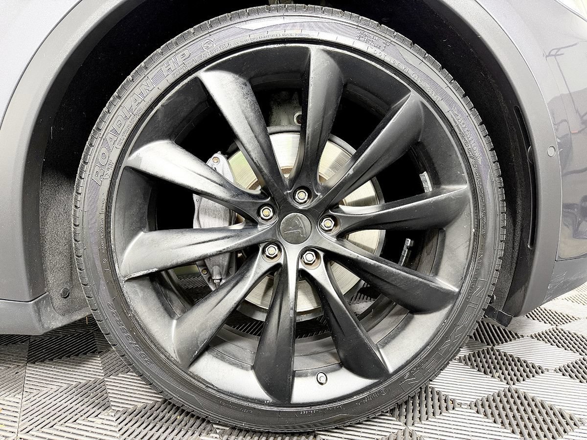 Used 2018 Tesla Model X 100D AWD/4WD image 27