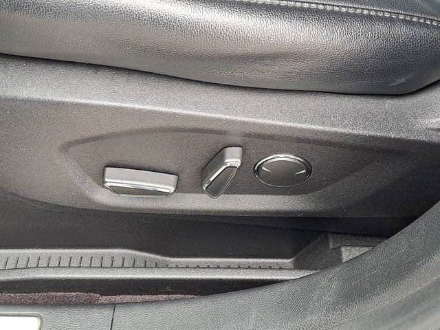 Used 2019 Ford Edge Titanium image 7