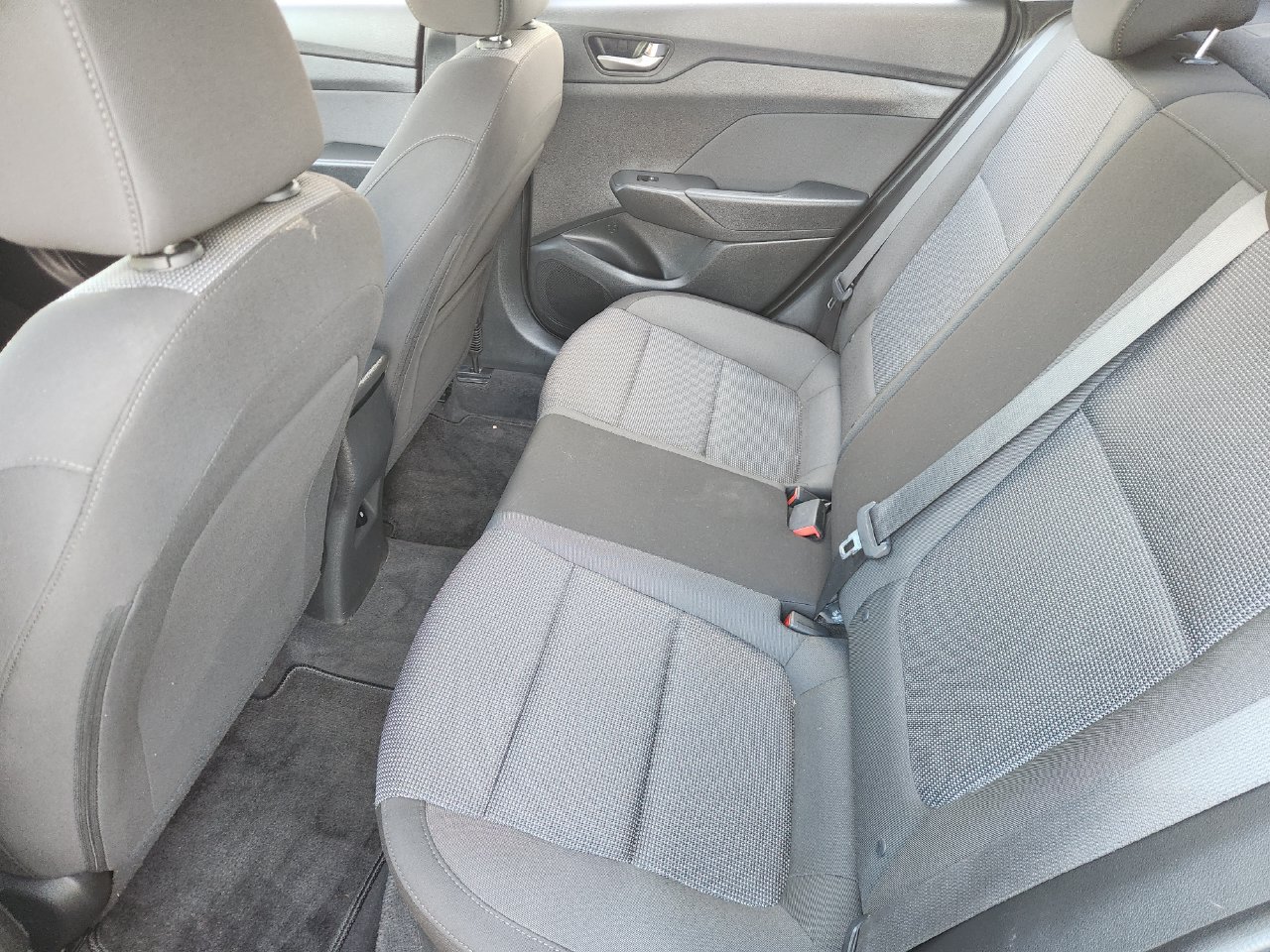 Used 2022 Hyundai Accent SEL FWD image 24