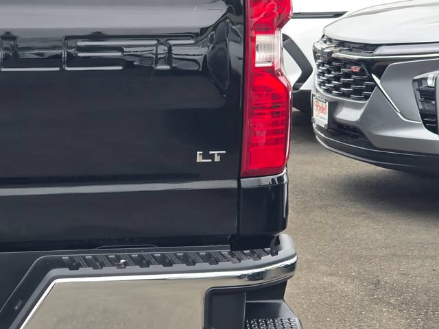 Used 2025 Chevrolet Silverado 1500 LT RWD image 8