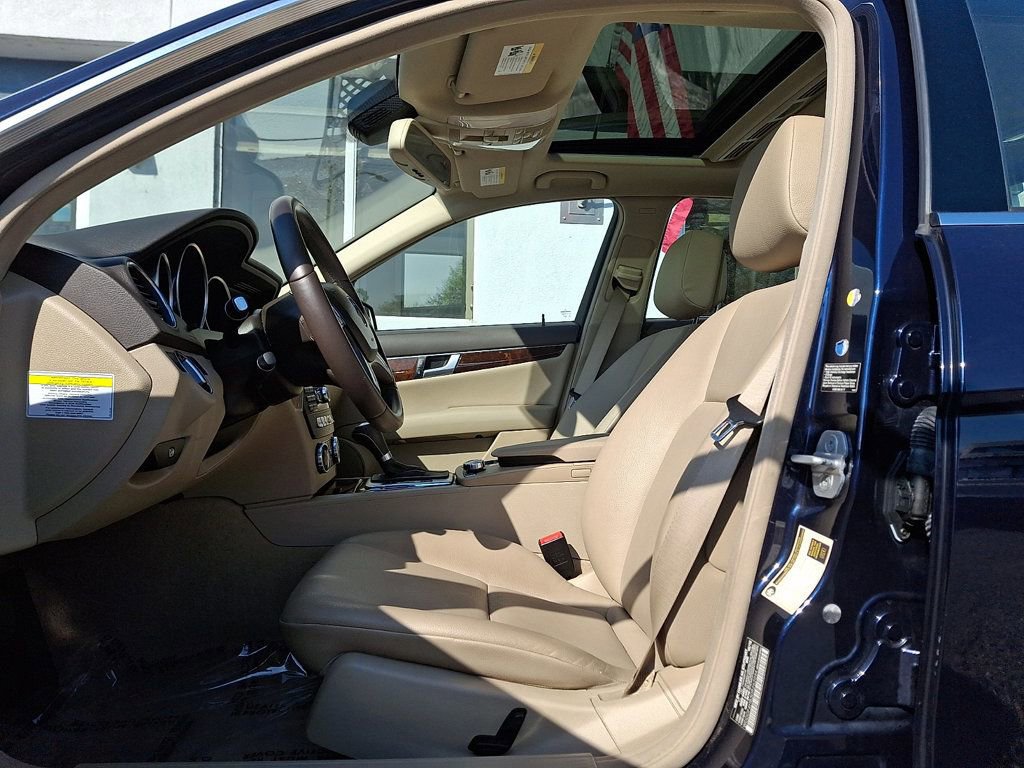 Used 2013 Mercedes-Benz C 250 Sedan image 12