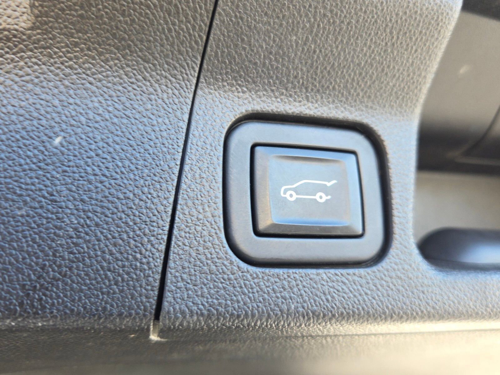 Used 2020 GMC Acadia AT4 w/ LPO, Floor Liner Package image 12