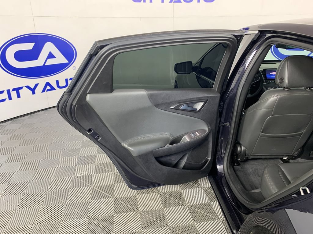 Used 2022 Chevrolet Malibu LS w/ LPO, Convenience Package 2 FWD image 29