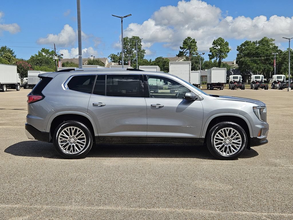 New 2026 GMC Acadia Denali w/ Super Cruise Package FWD image 4