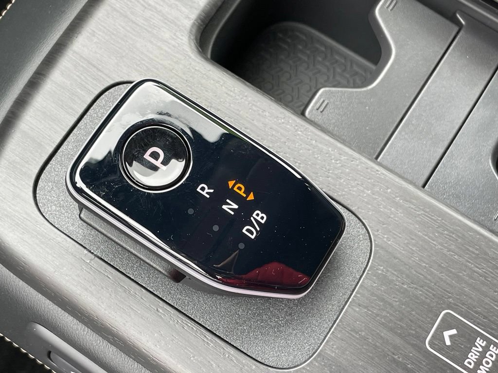 Certified 2023 Nissan Ariya AWD image 23
