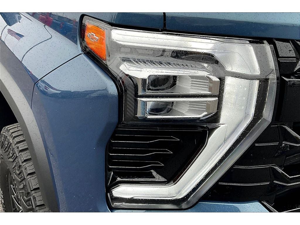 Used 2024 Chevrolet Silverado 2500 ZR2 w/ Technology Package AWD/4WD image 30