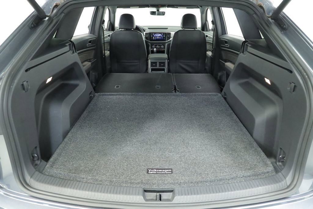 Certified 2022 Volkswagen Atlas Cross Sport SE FWD image 37