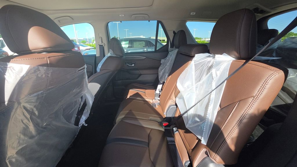 Used 2026 Honda Pilot Touring image 13