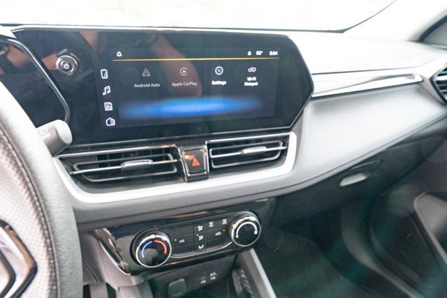 Used 2025 Chevrolet TrailBlazer LT FWD image 18