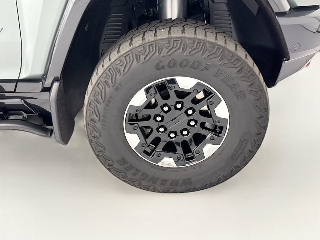 Used 2024 GMC Hummer EV 3X w/ Extreme Off-Road Package image 31