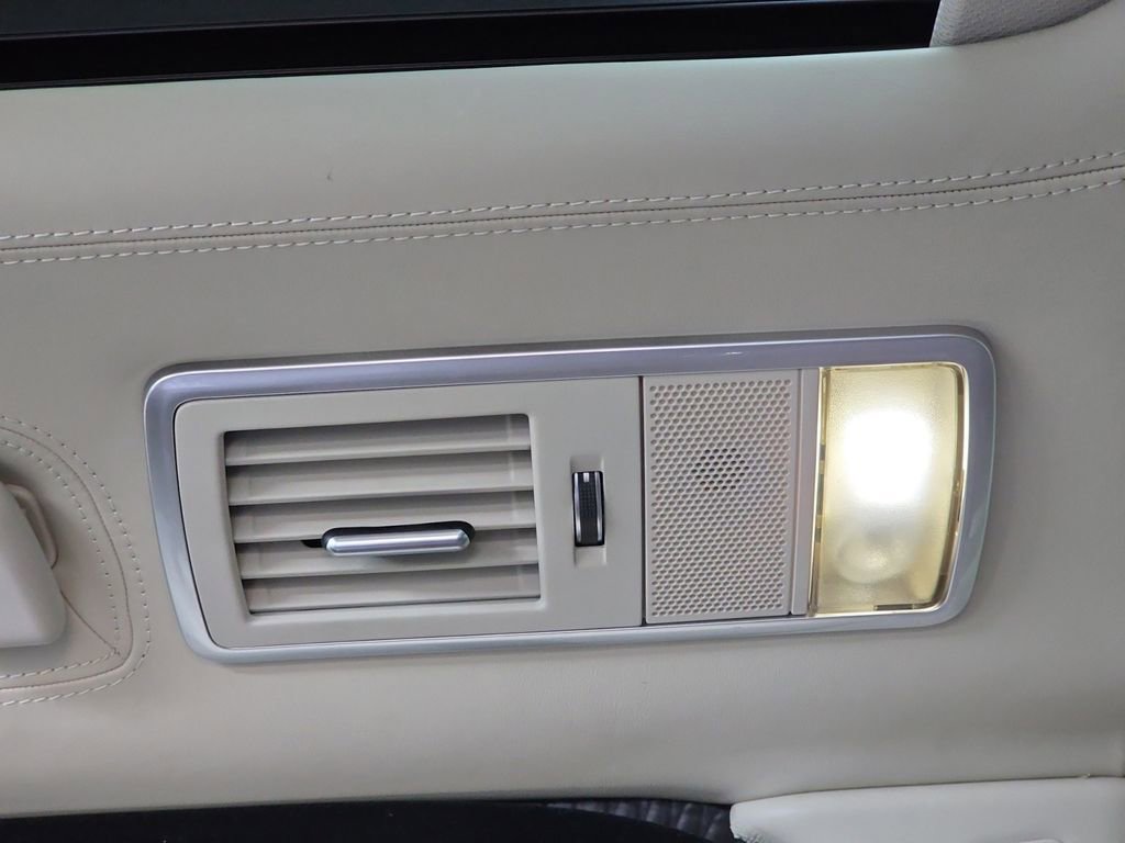 Used 2014 Land Rover Range Rover Autobiography image 22