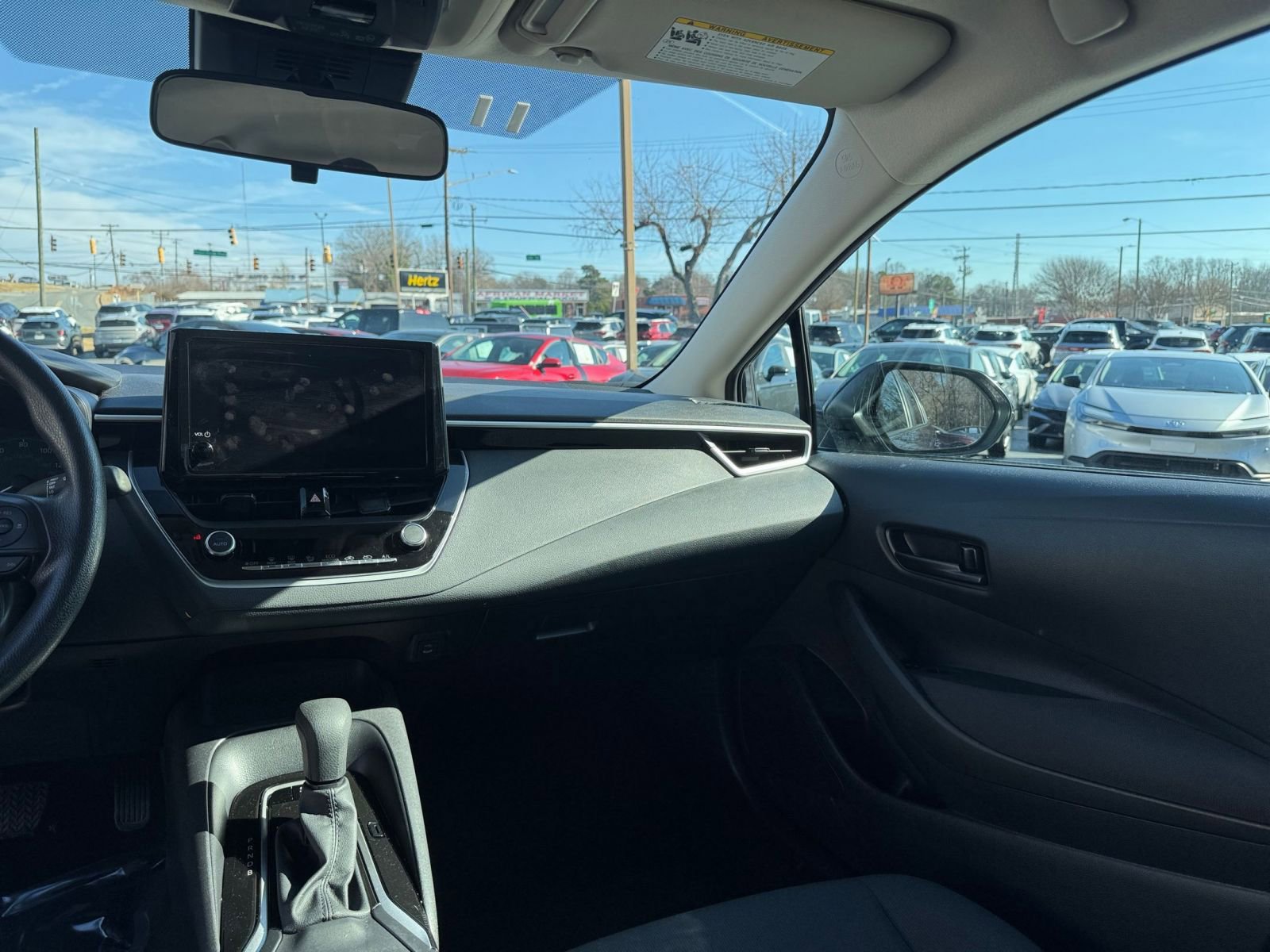 Used 2025 Toyota Corolla LE image 29