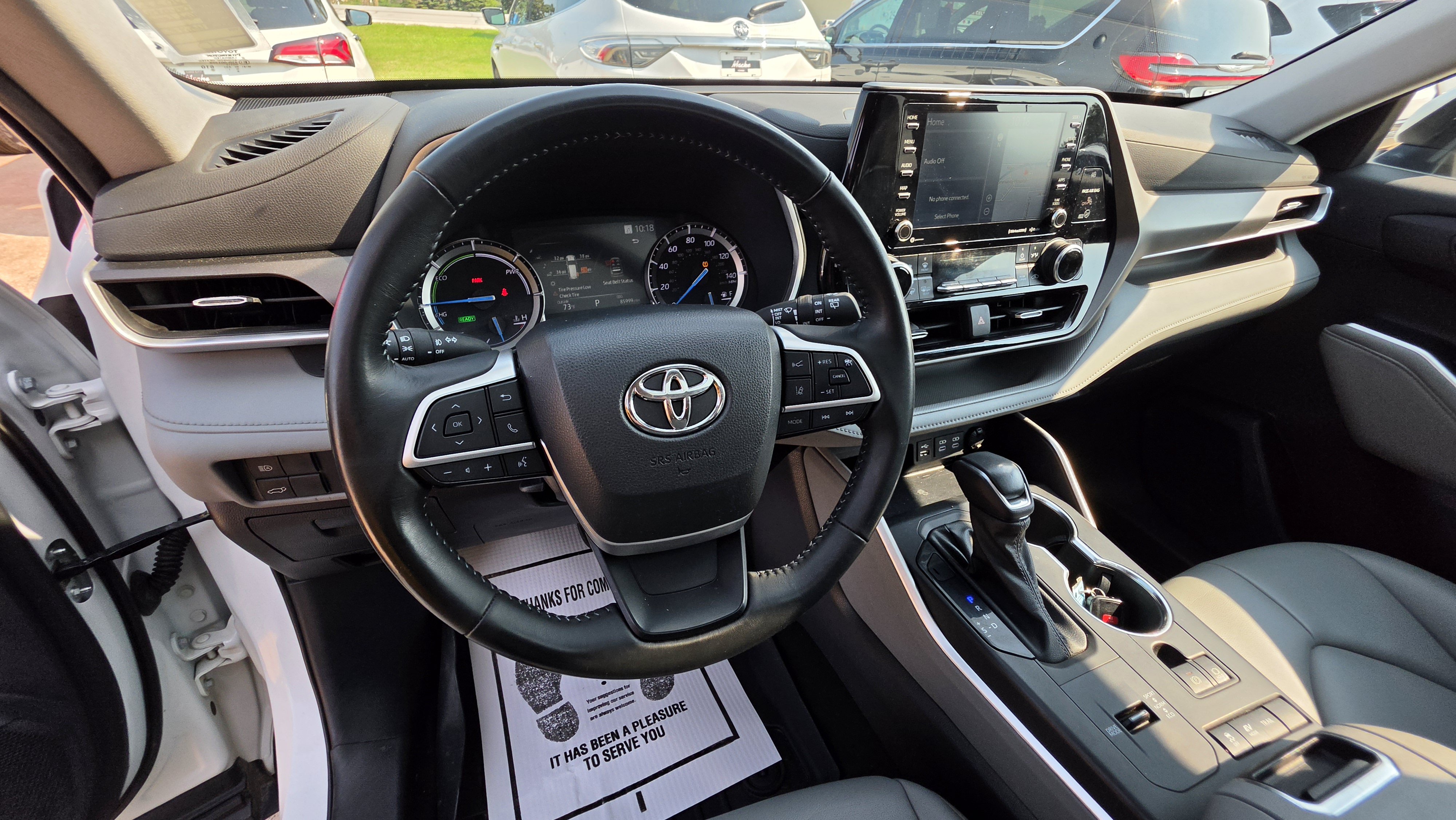 Used 2022 Toyota Highlander XLE AWD/4WD image 13
