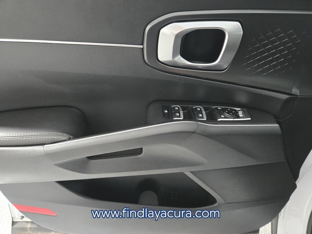 Used 2022 Kia Sorento LX AWD/4WD image 21
