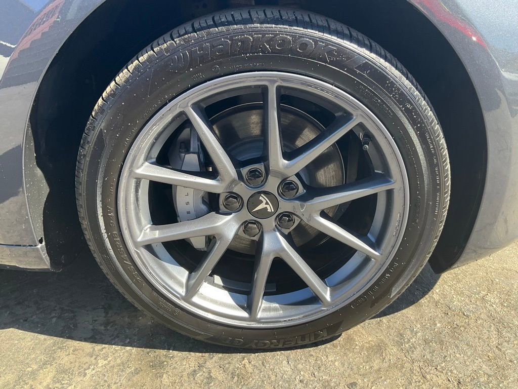 Used 2023 Tesla Model 3 Standard Range image 79