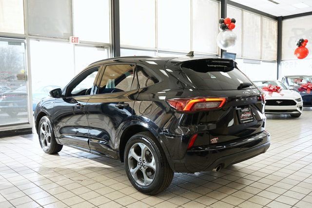 Used 2023 Ford Escape ST-Line Select w/ Tech Pack #2 image 5