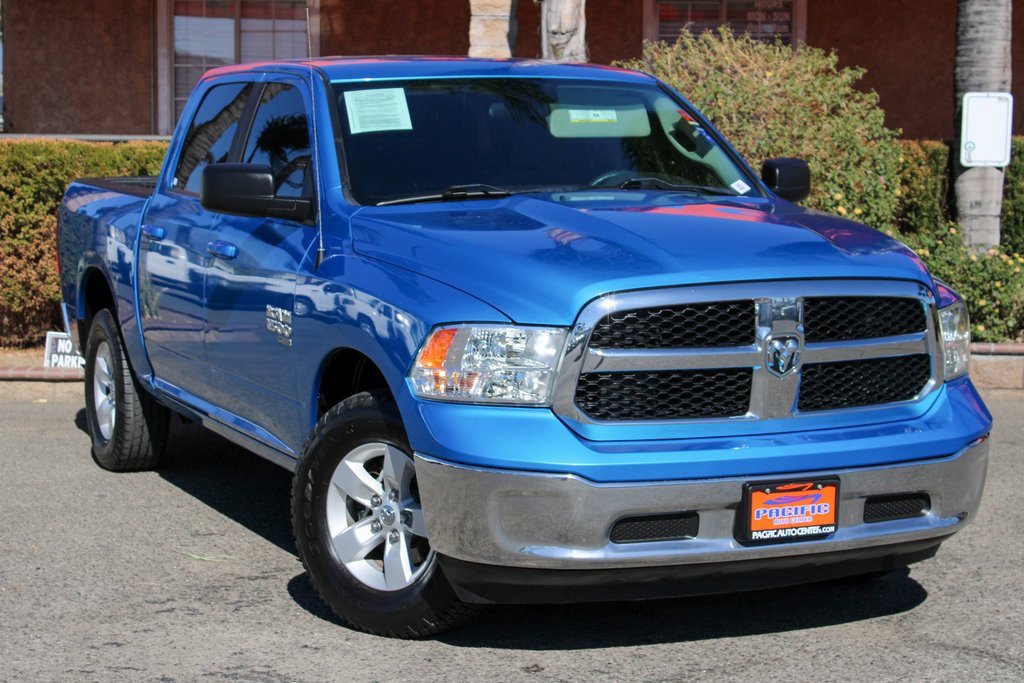 Used 2021 RAM 1500 Classic SLT image 2