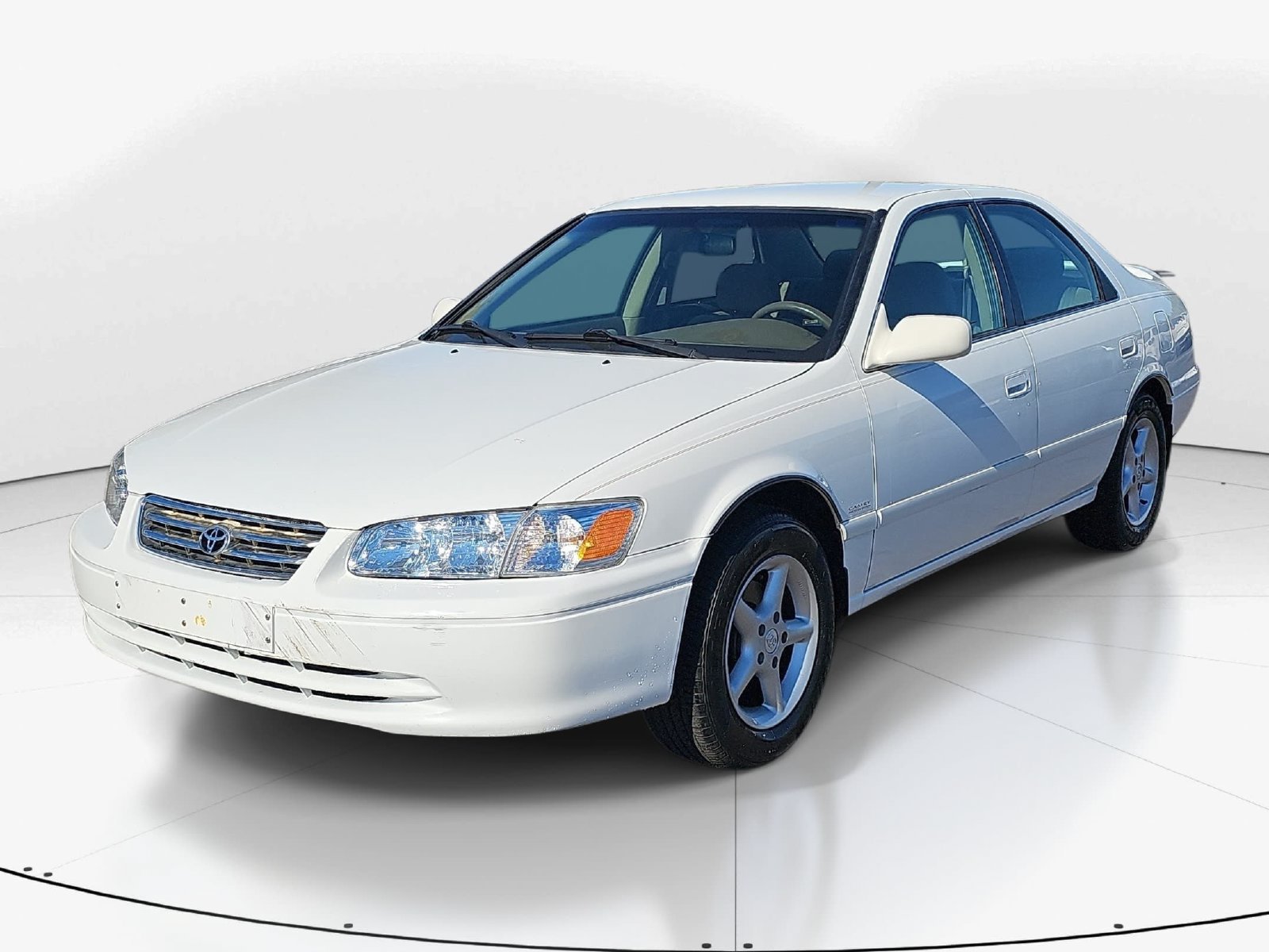 Used 2000 Toyota Camry LE FWD image 11