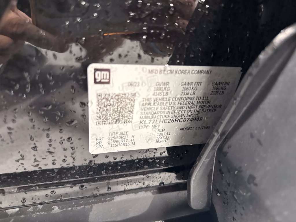 Used 2024 Chevrolet Trax LT FWD image 22