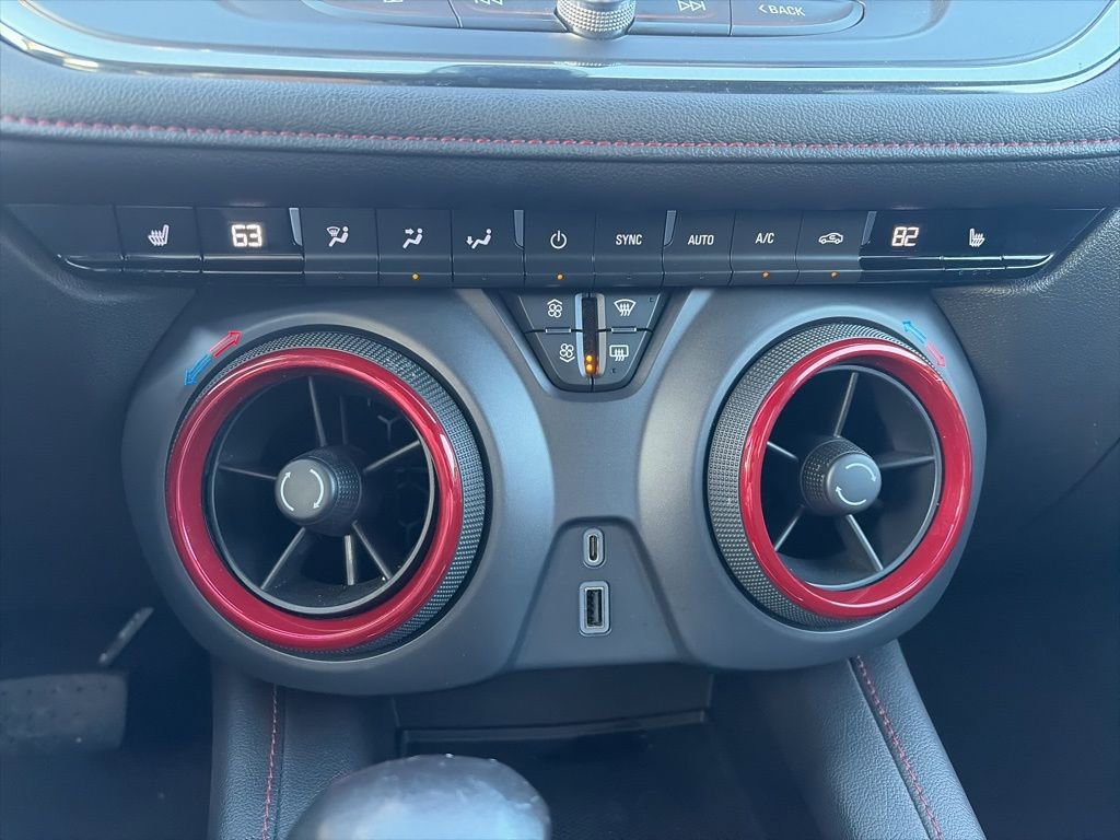 Used 2022 Chevrolet Blazer RS image 18