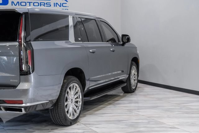 Used 2021 Cadillac Escalade ESV Premium Luxury AWD/4WD image 14