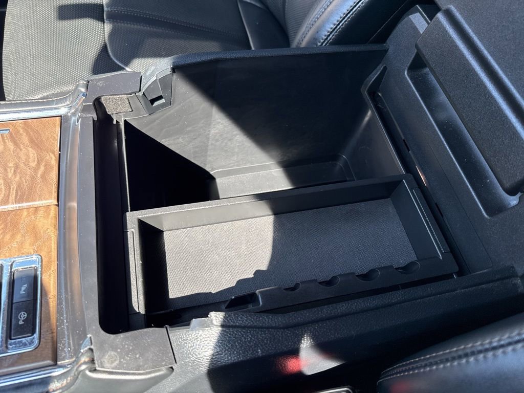 Used 2021 Ford Expedition Platinum image 31