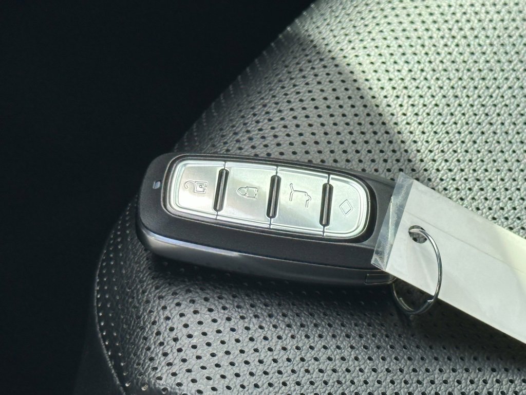 Used 2022 Ford Escape SEL image 31