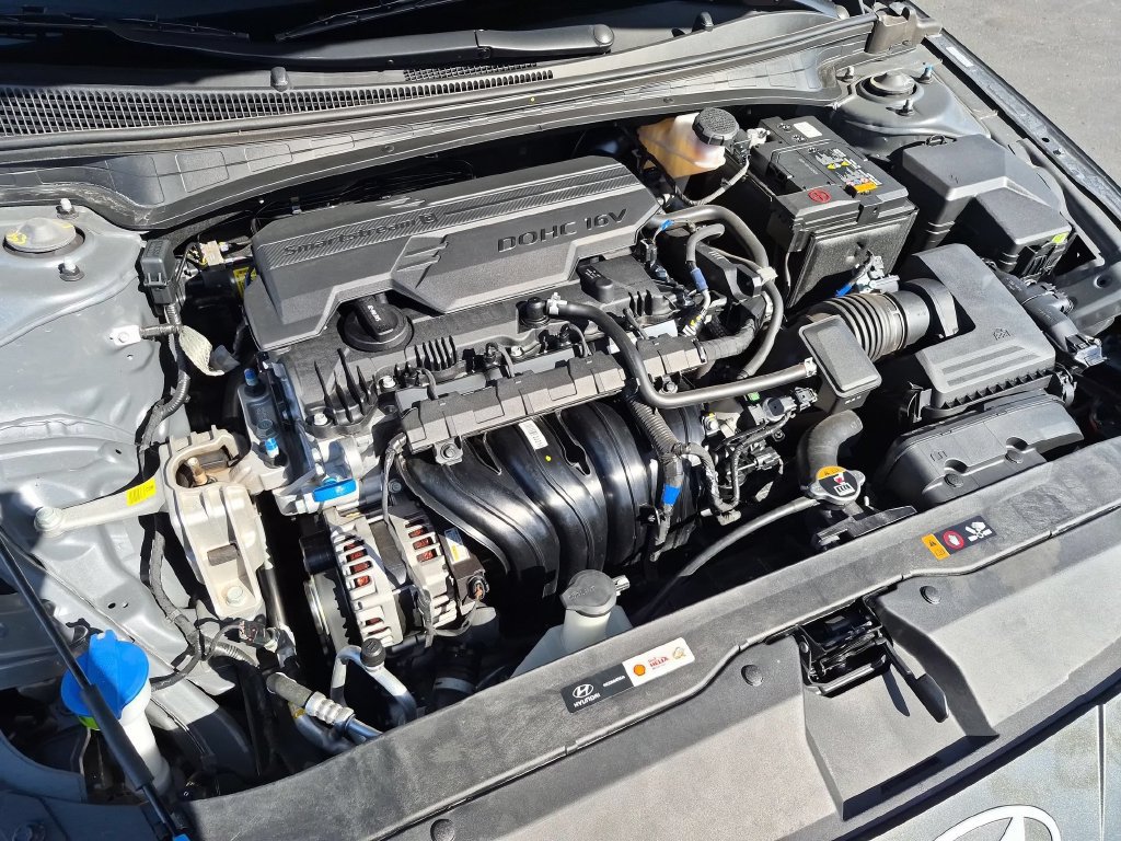 Used 2026 Hyundai Elantra Sport FWD image 33