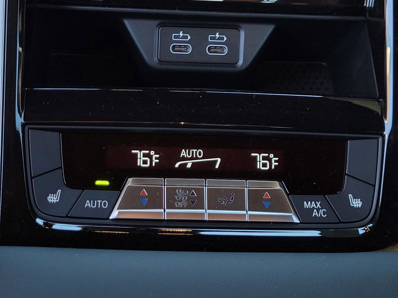 New 2026 BMW M850i xDrive w/ M Carbon Exterior Package image 31