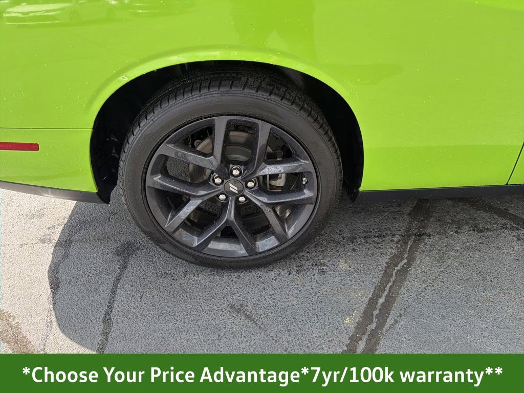 Certified 2023 Dodge Challenger SXT w/ Blacktop Package image 11