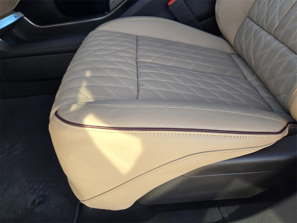 New 2025 Cadillac Lyriq Sport image 25