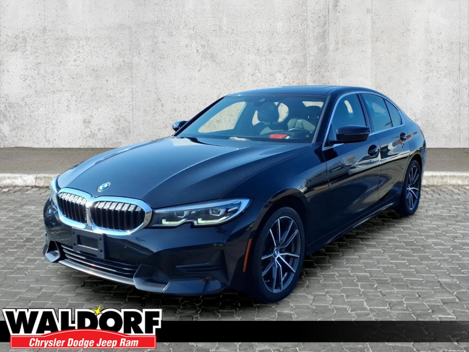 Used 2020 BMW 330i xDrive Sedan w/ Convenience Package image 5