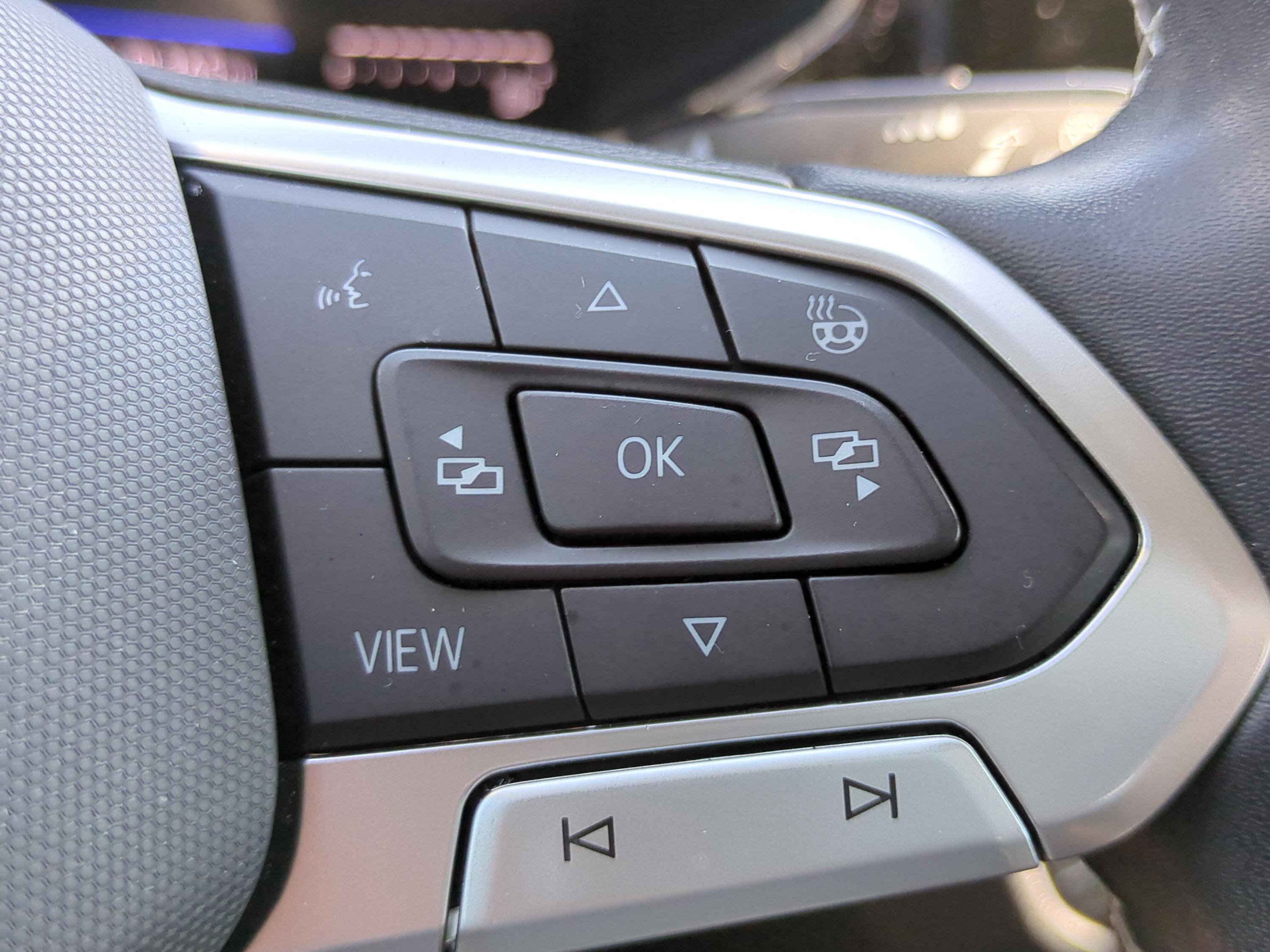 Used 2023 Volkswagen Taos SE image 24